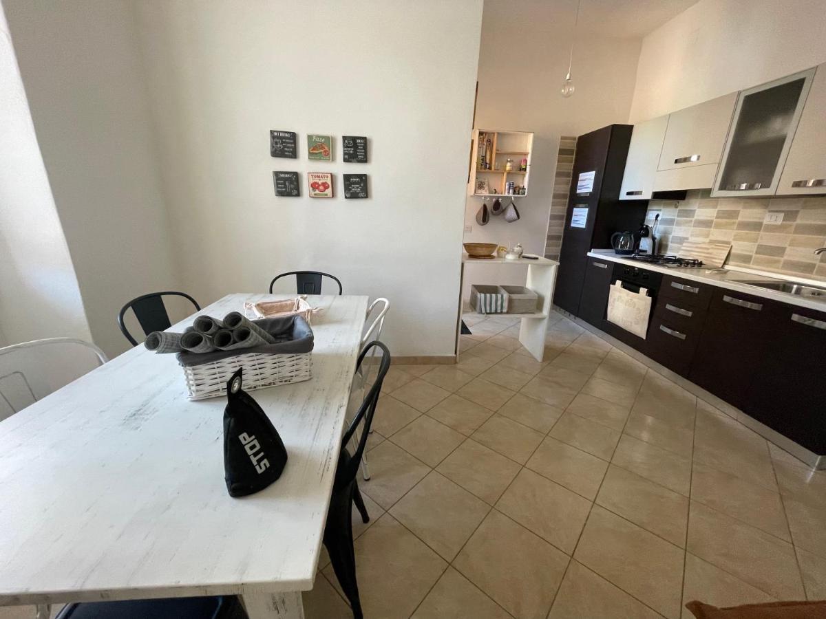 Heidi'S Apartment Альгеро Екстер'єр фото